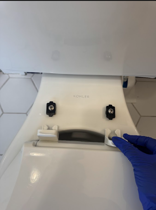 Toilet — screw detail